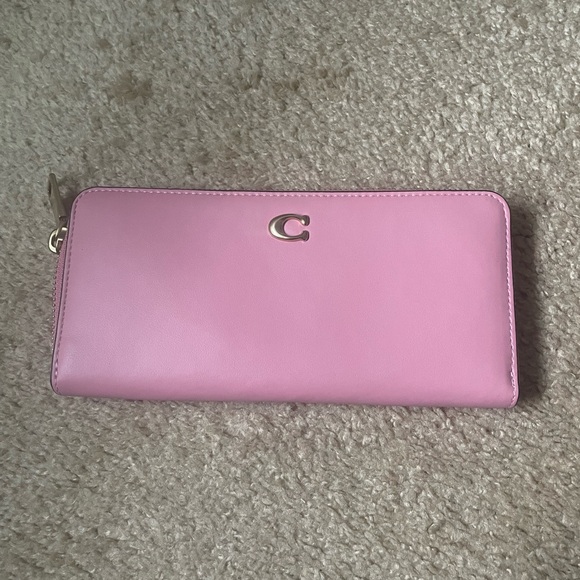Coach Pink Leather Wallet - Picture 1 of 3
